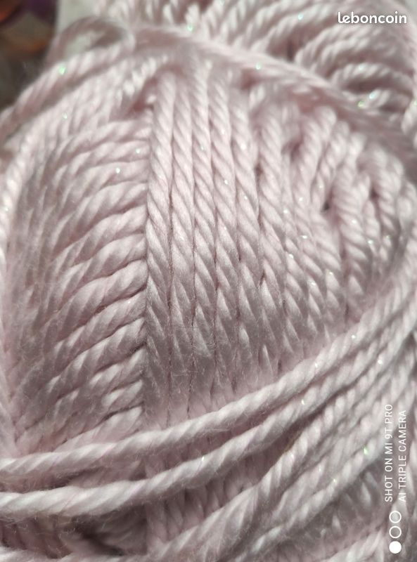 1 pelote XXL 410 gr de laine rose pâle (image 3)