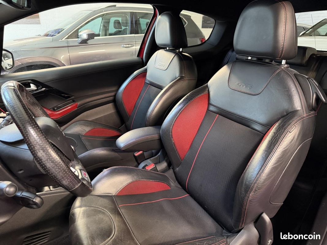 Peugeot 208 generation-i 1.6 thp 200 gti (image 9)