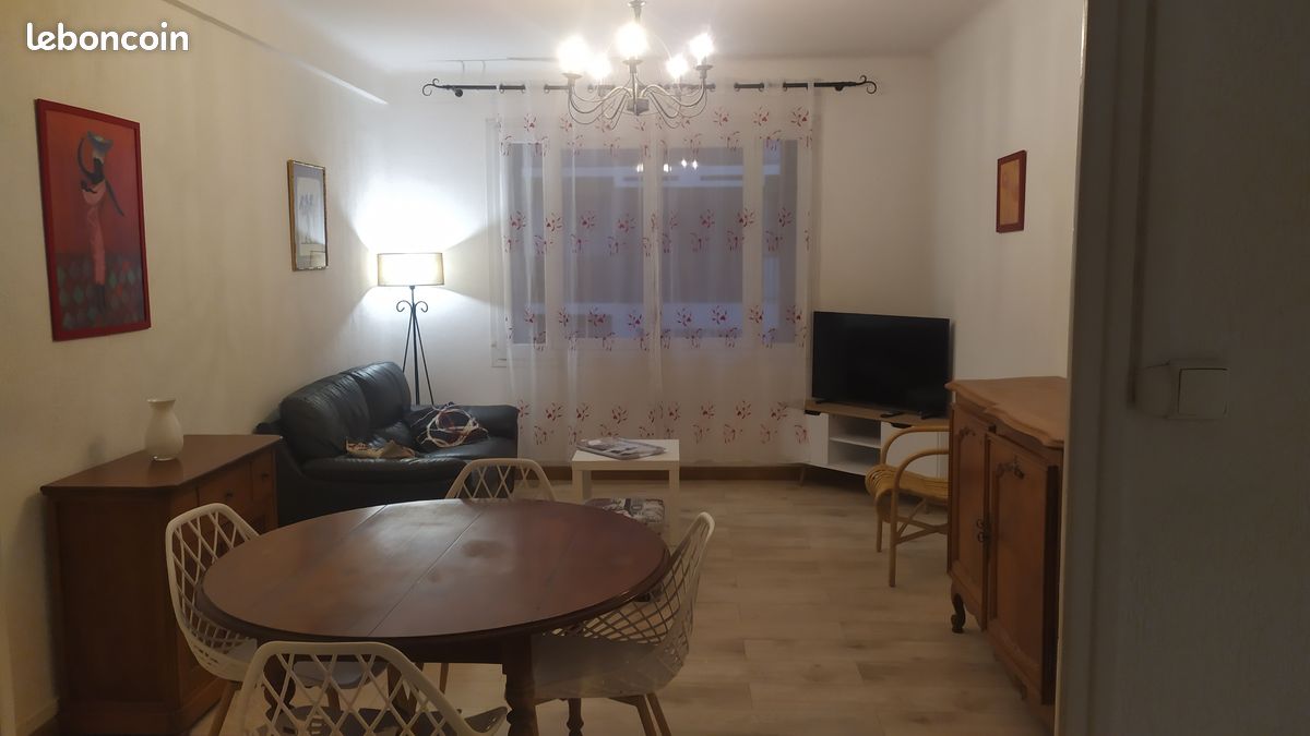 Appartement 2 pièces 54 m² · à Toulon · 54 m² · 690 €/mois