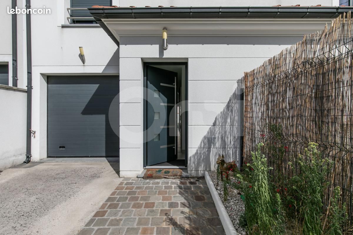 Maison 5 pièces 100 m² · à Ormesson-sur-Marne · 100 m² · 420 000 €