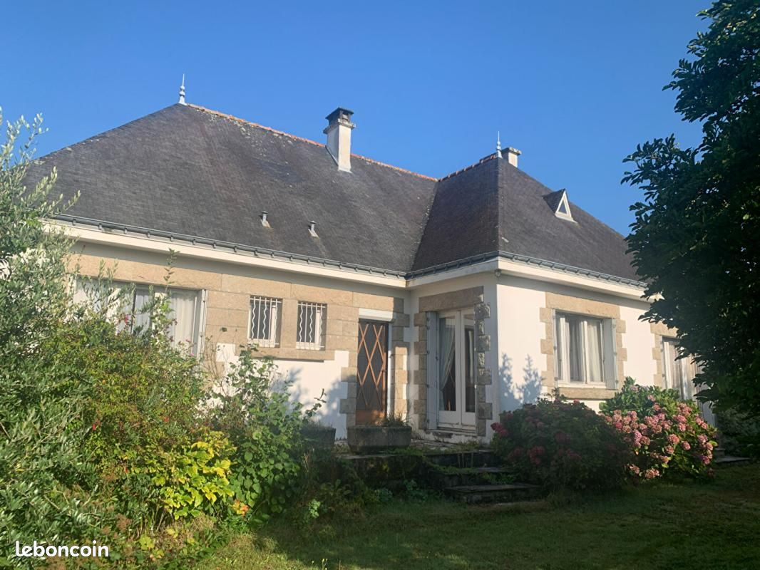 Maison 5 pièces 141 m² · à Pluvigner · 141 m² · 265 800 €