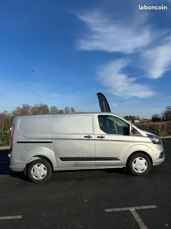 Ford transit custom L1H1 130cv 19.158 HT GARANTIE 12 MOIS (image 4)