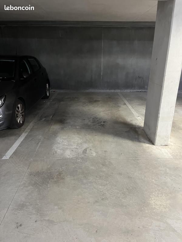 Parking 13 m² · à Montpellier · 13 m² · 65 €/mois
