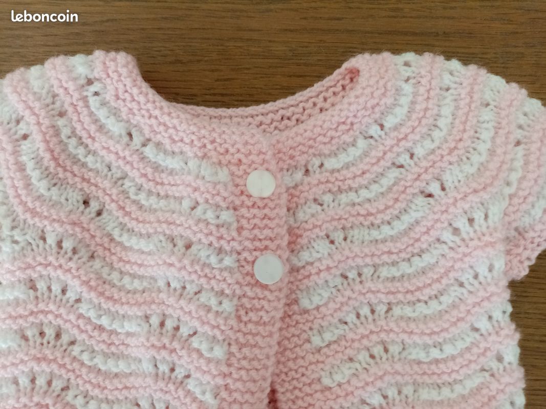 Cardigan Tricoté Pour Femmes De Grande Taille Pull À Rayures Fashion Cardigan Tricoté Pour Femmes De Grande Taille Pull À Rayures Fashion