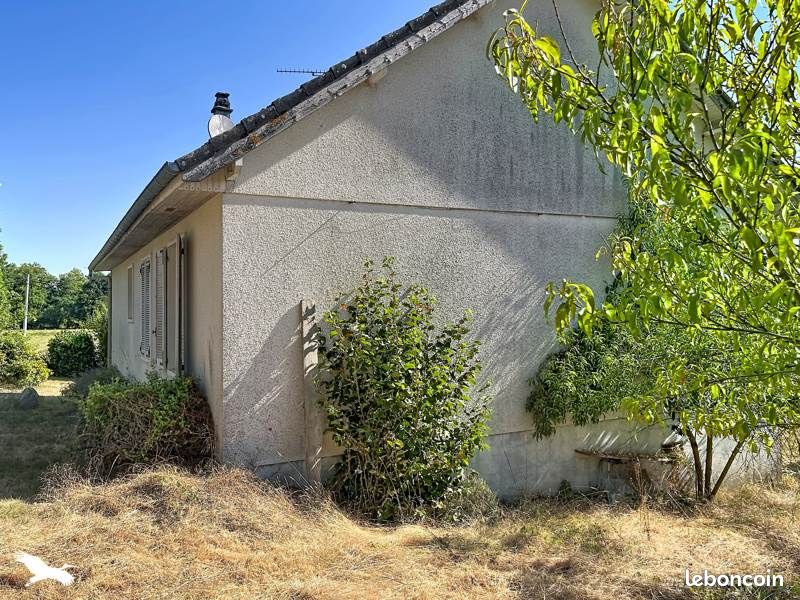 Maison 6 pièces 95 m² · à Saint-Junien-les-Combes · 95 m² · 77 420 €