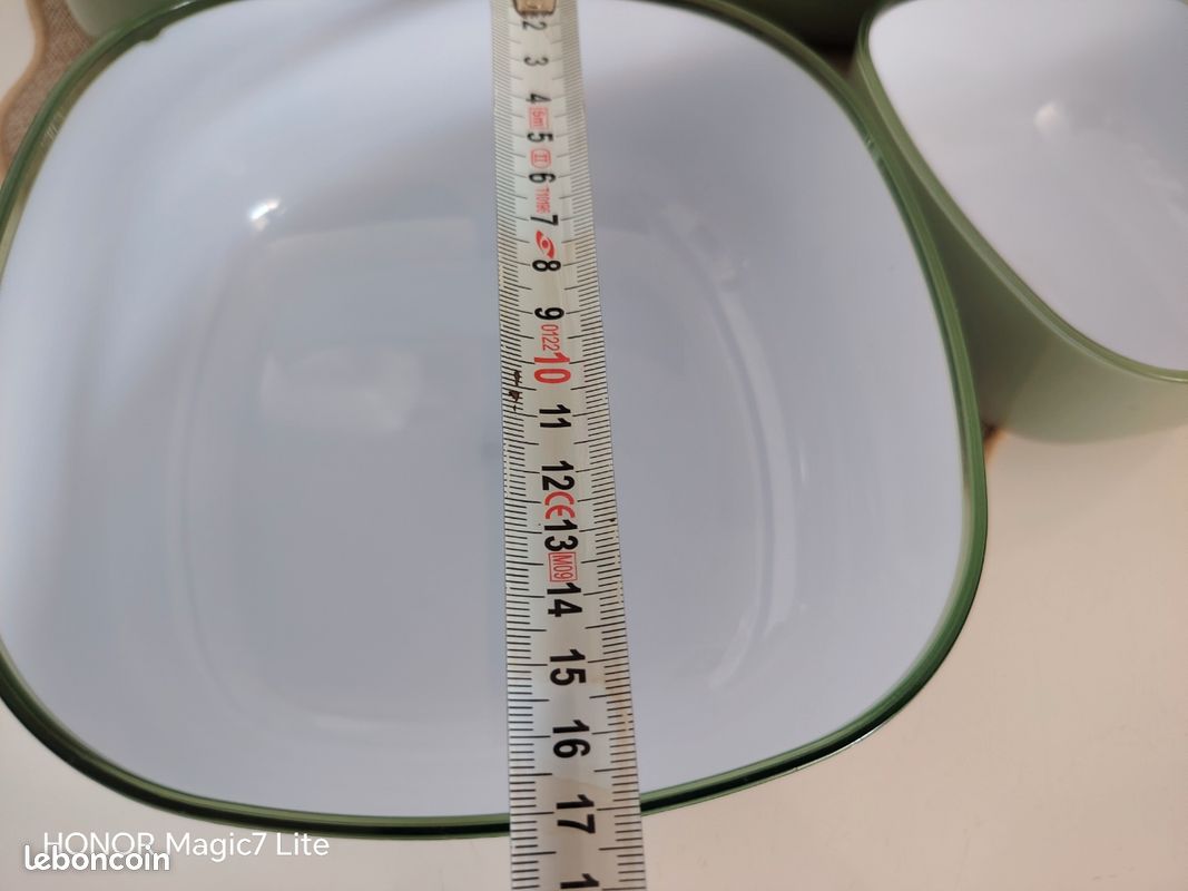 Lot de 8 assiettes et 7 saladiers (image 3)