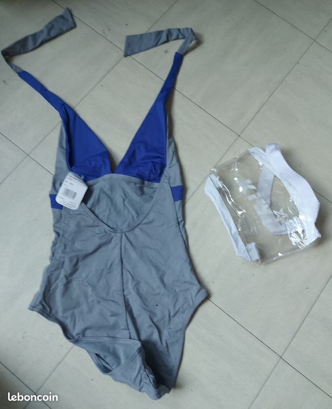 Maillot de bain pièce Kiwi Saint Tropez neuf taille bicolore