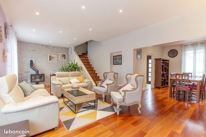 Maison 7 pièces 131 m²