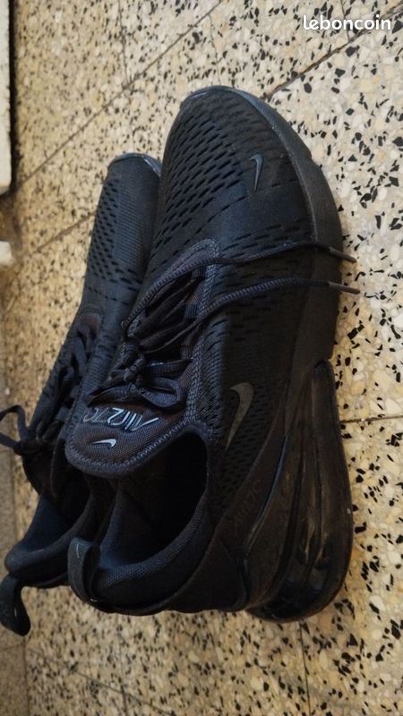 Je vends des basket AIR MAX 270 taille 43 (image 1)