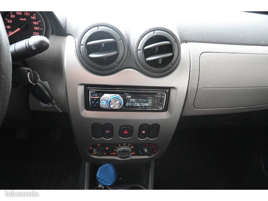 Dacia Sandero 1.4 MPI 75 GPL eco2 Ambiance (image 8)