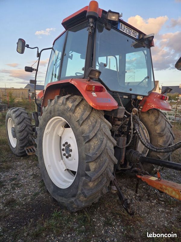 New Holland TS100 (image 3)