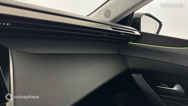 Peugeot 308 1.2 PureTech 130ch S&S Allure (image 26)