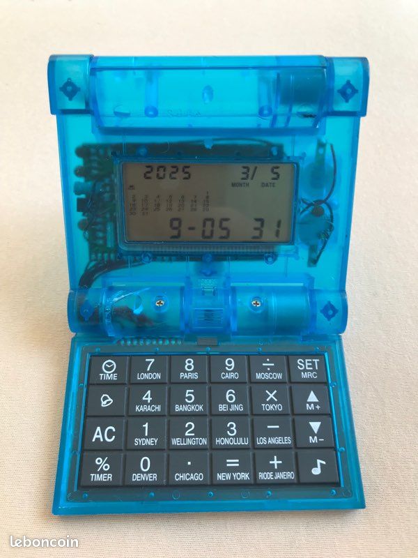 Calculatrice Vintage -calendrier,horloge ,réveil ,alarme.Ouverture automatique par bouton poussoir (image 1)