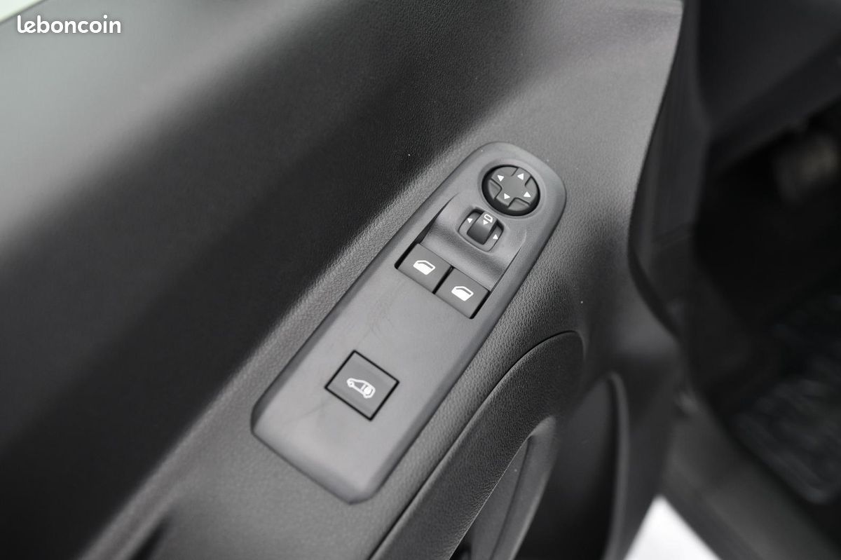 PEUGEOT PARTNER FGN DANGEL 4X4 DIESEL 130ch EAT8 M 3PL NEUF (image 13)