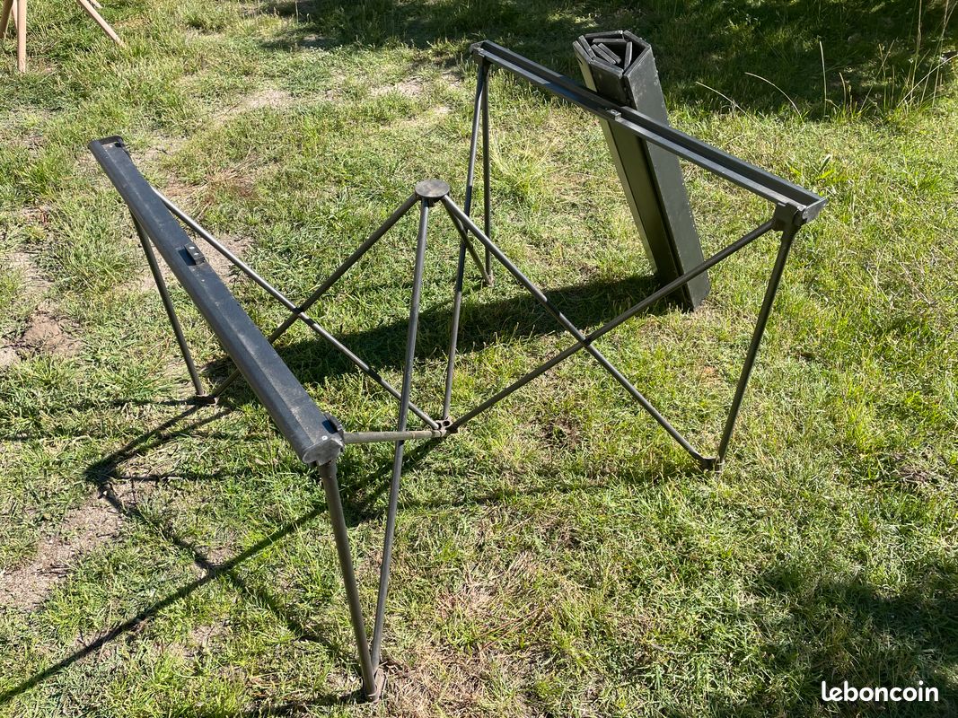 Chaises, table et tabourets de camping (image 3)