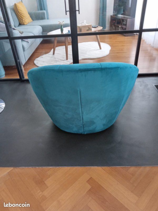 Fauteuil design coquillage bleu canard – Esprit cosy & élégant (image 7)