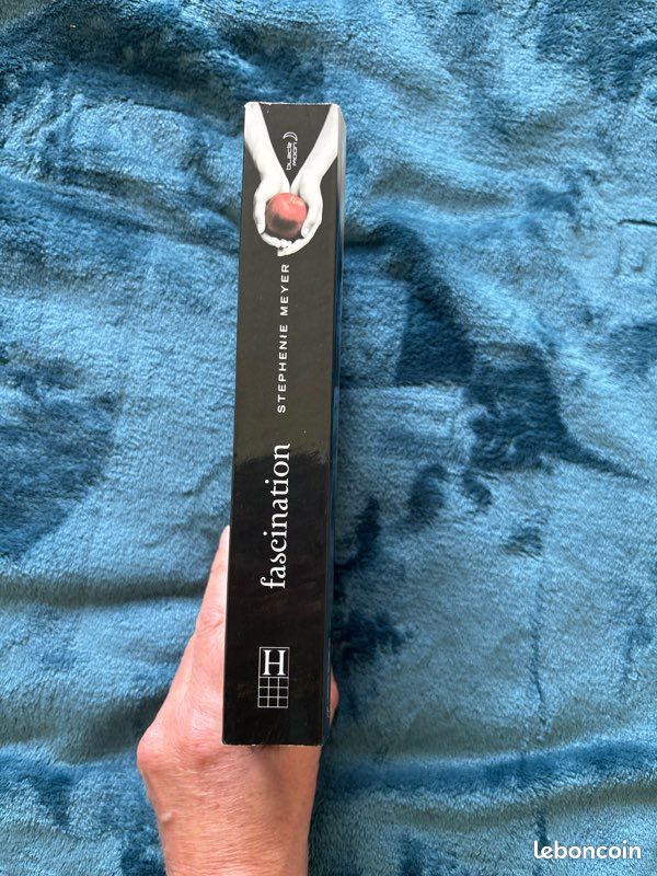 1er tome de la saga Twilight Fascination de Stephenie Meyer (image 6)