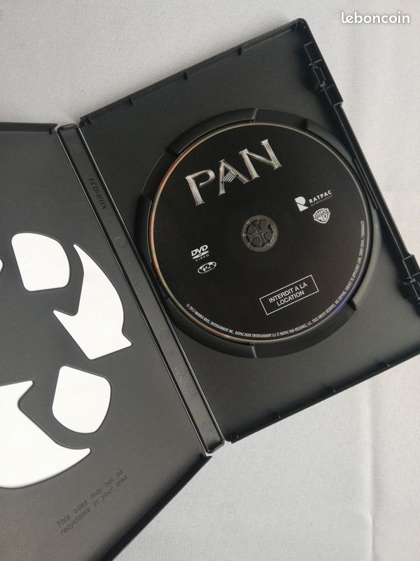 DVD du film PAN avec Hugh Jackman (image 2)