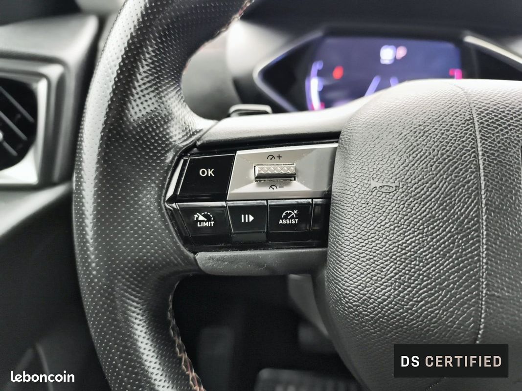 DS DS3 Crossback PureTech 130 EAT8 Performance Line (image 23)