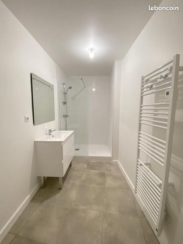 Appartement a louer romans-sur-isere - 4 pièce(s) - 95 m2 - Surfyn