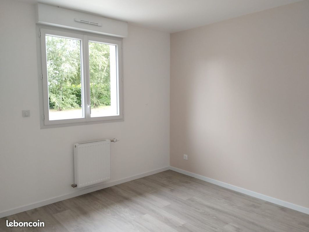 Maison 5 pièces 85 m² · à Nozay · 85 m² · 950 €