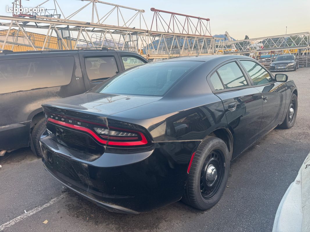 Dodge charger Police V8 5,7L AWD (image 3)