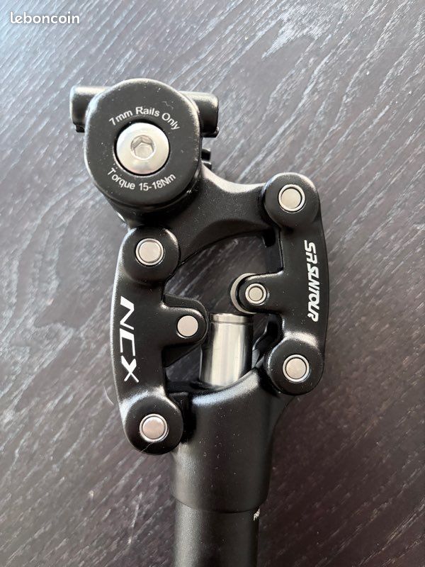 Tige de selle suspendue SR Suntour NCX 27.2 mm - Équipements vélos