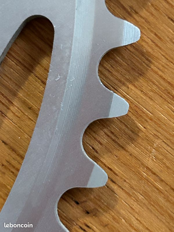 Stronglight plateau 48 dents BCD 130 (image 7)