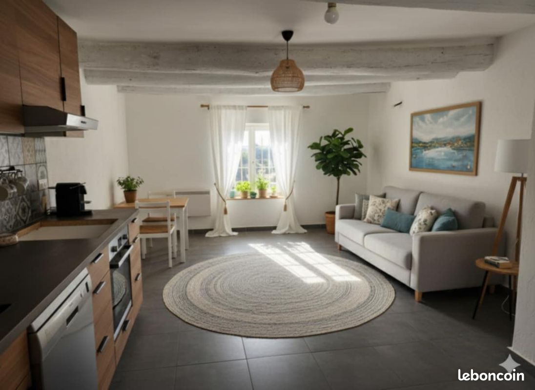 Appartement 3 pièces 52 m² · à La Tour-d'Aigues · 52 m² · 720 €/mois