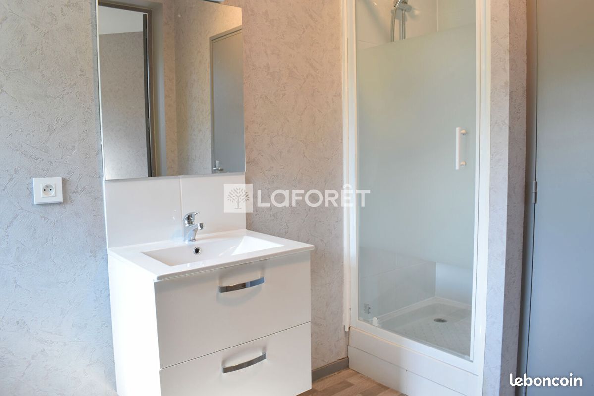 Studio 1 pièce 17 m² - Brive-la-Gaillarde 19100 (image principale 3)