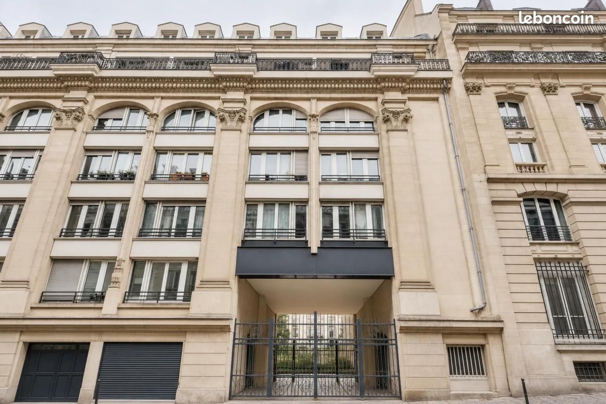 Appartement 6 pièces 158 m² · à Paris · 158 m² · 1 450 000 €