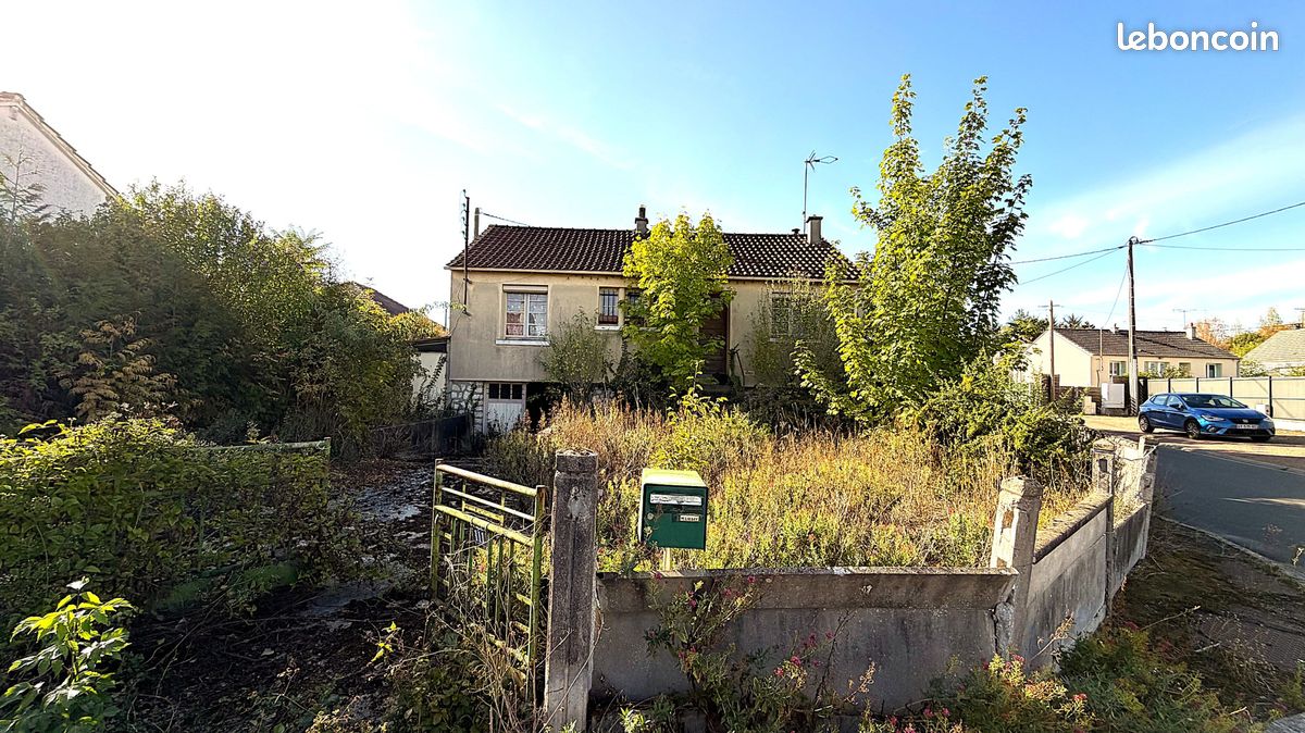 Maison 3 pièces 65 m² · à Amilly · 65 m² · 25 000 €
