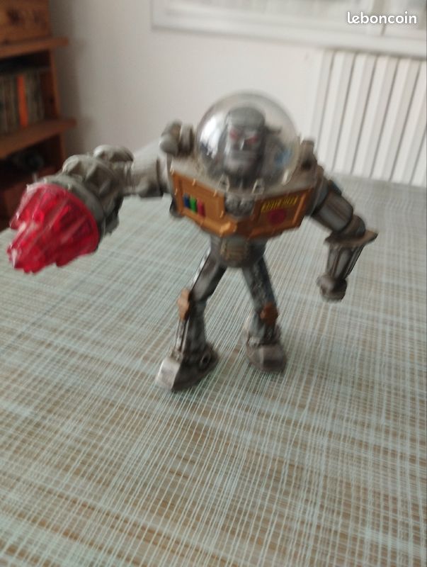 Disney,anti-buzz ... (image 2)