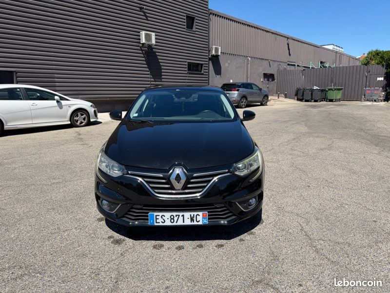 Renault Mégane 4 1.2l TCE 100 cv bv6 buisiness 12/2017 (image 2)