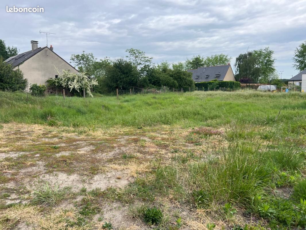 Terrain 885 m² Beaufort En Vallee · à Beaufort-en-Anjou · 47 700 €