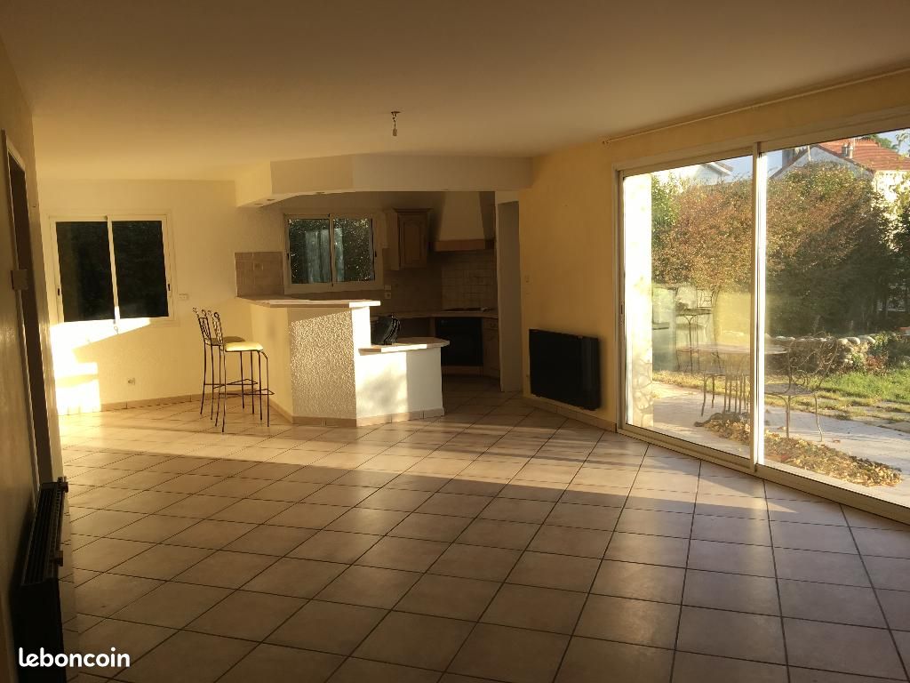 Maison 4 pièces 100 m² · à La Roche-de-Glun · 100 m² · 1 035 €/mois