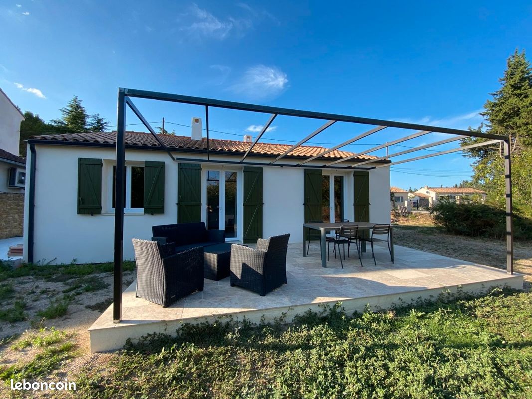 Maison 3 pièces 74 m² · à Pernes-les-Fontaines · 74 m² · 320 000 €
