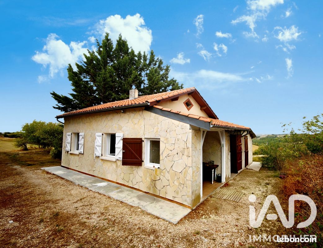 Maison 5 pièces 74 m² · à Lussan-Adeilhac · 74 m² · 138 000 €