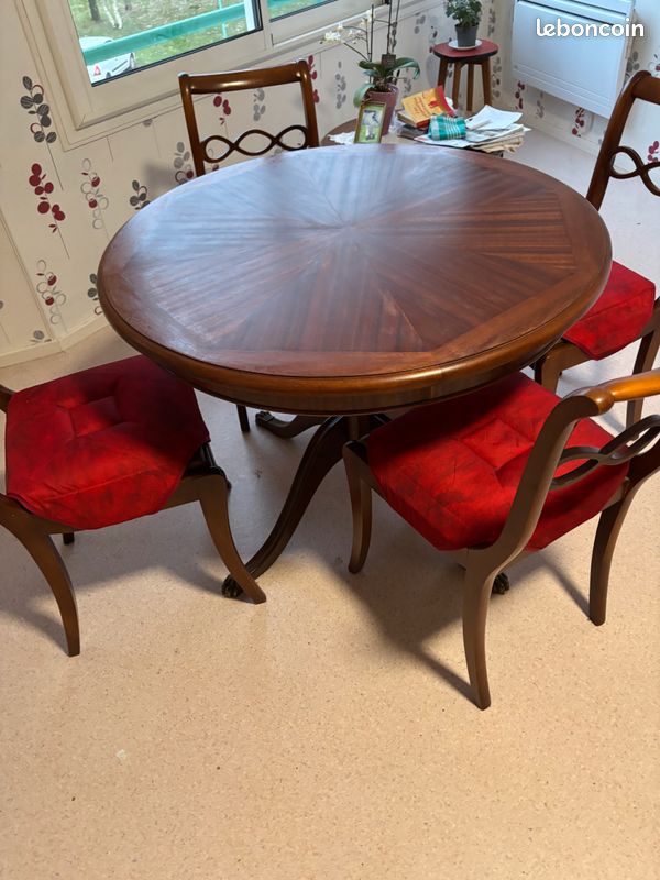 Ensemble table et chaise (image 1)