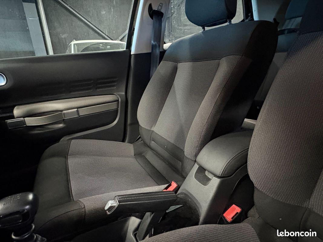 CITROEN C4 CACTUS PureTech 110 SS BVM6 Live (image 28)
