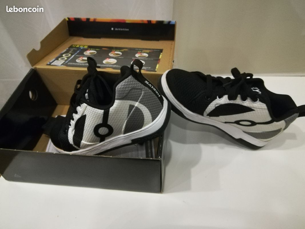 Chaussures à roulette pointure 35 (image 1)