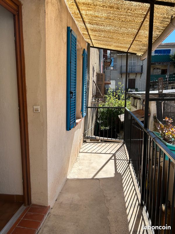 Appartement 1 pièce 24 m² · à Tourrette-Levens · 24,4 m² · 392 €/mois