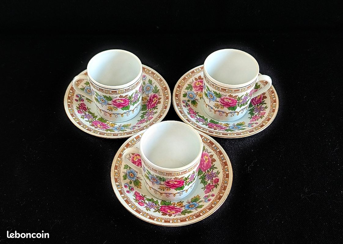 Lot De 3 Tasses Et Soucoupes Vintage Publicitaires Café Coulonges - Porcelaine