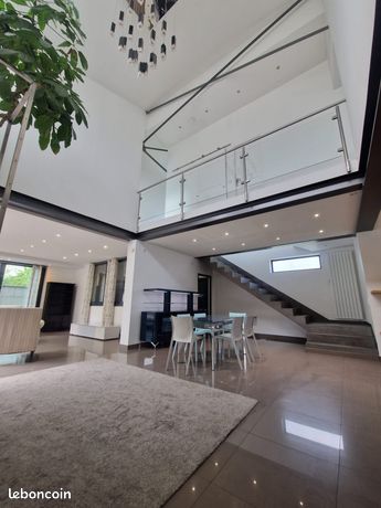 Maison a louer houilles - 6 pièce(s) - 185 m2 - Surfyn
