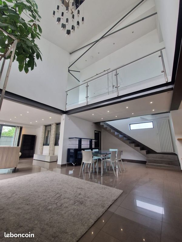 Maison a louer houilles - 6 pièce(s) - 185 m2 - Surfyn