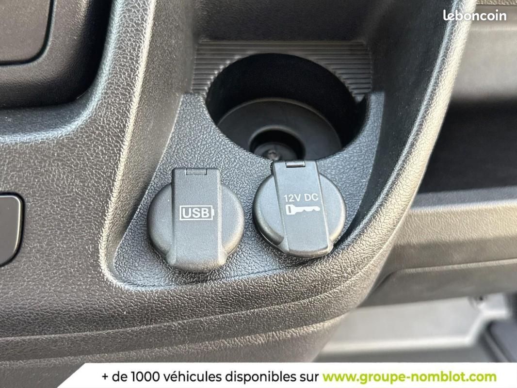 Citroën Jumper FOURGON TOLE 33 L1H1 BLUEHDi 140 S&S BVM6 (image 25)