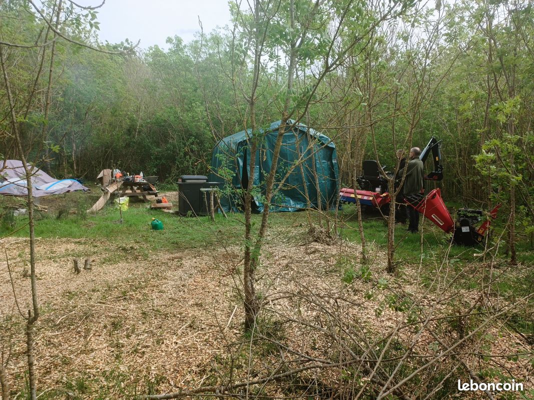 Terrain agricole boisé · à La Couarde-sur-Mer · 175 000 €