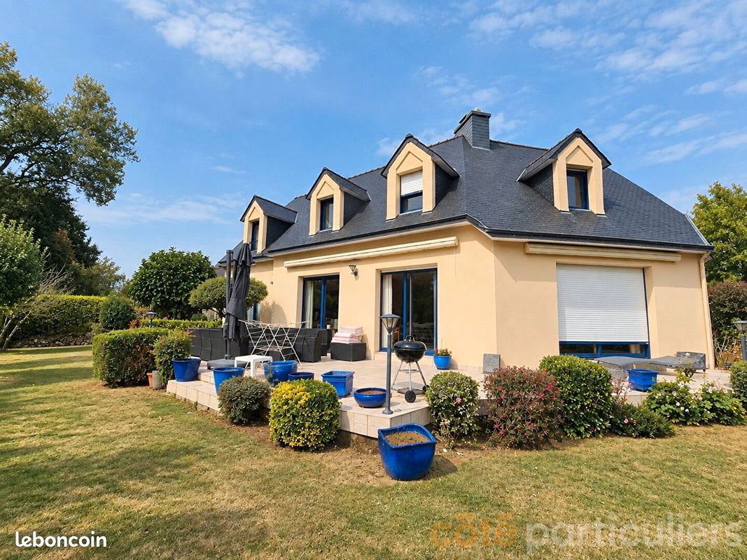 Maison 7 pièces 156 m² · à Plescop · 156 m² · 586 950 €