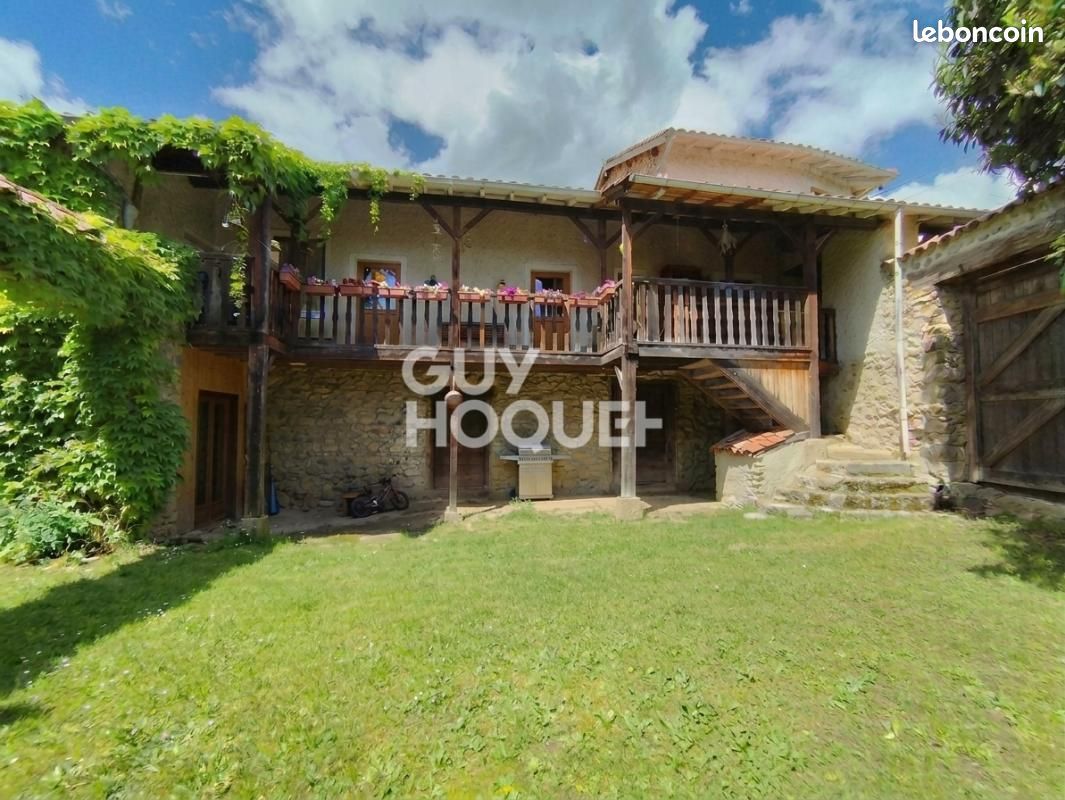 Maison 8 pièces 180 m² · à Luré · 180 m² · 232 000 €