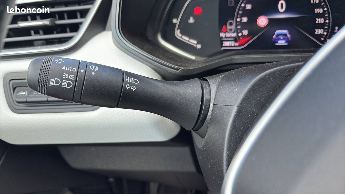 Renault clio tce 90 techno (image 25)